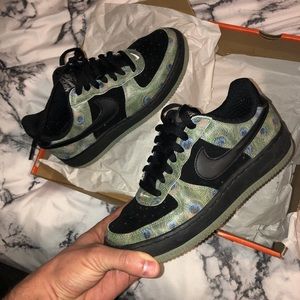 2006 Limited Edition ‼️ Women Air Force 1 Peacock